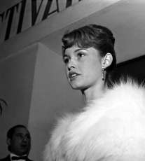 06150_celebrity_city_Bridget_Bardot_15_122_557lo