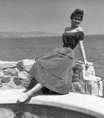 06278_celebrity_city_Bridget_Bardot_21_122_320lo