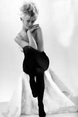 101107-brigitte-bardot-nylon