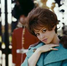 brigittebardotinlondonpum9