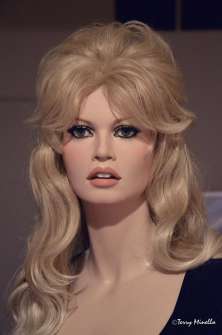 Brigitte Bardot sculpture / mannequin