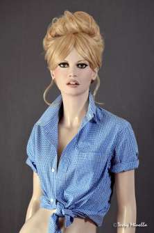 Brigitte Bardot sculpture / mannequin
