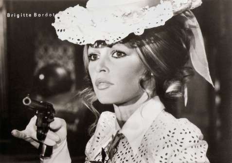 Brigitte Bardot in Les pétroleuses (1971)